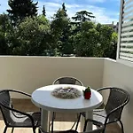 M&m With Huge Balcony *